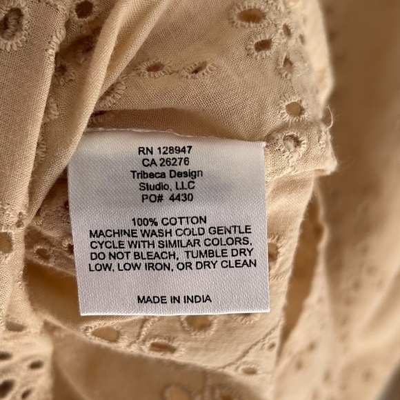 Nili Lotan Andree Eyelet Shirt in Barley sz Small - Picture 6 of 6